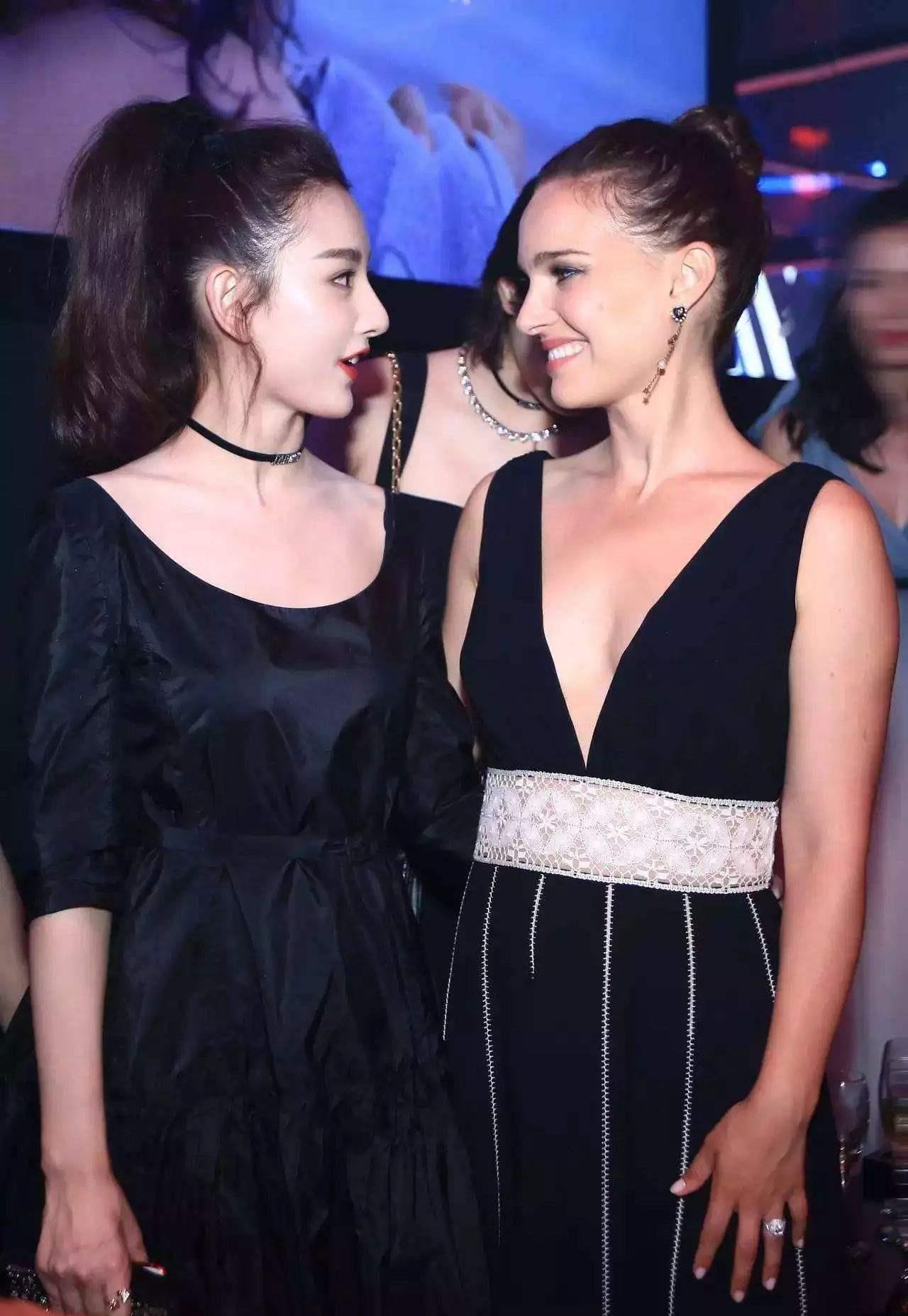 赵露思身高测量_163身高的女明星_明星真实身高