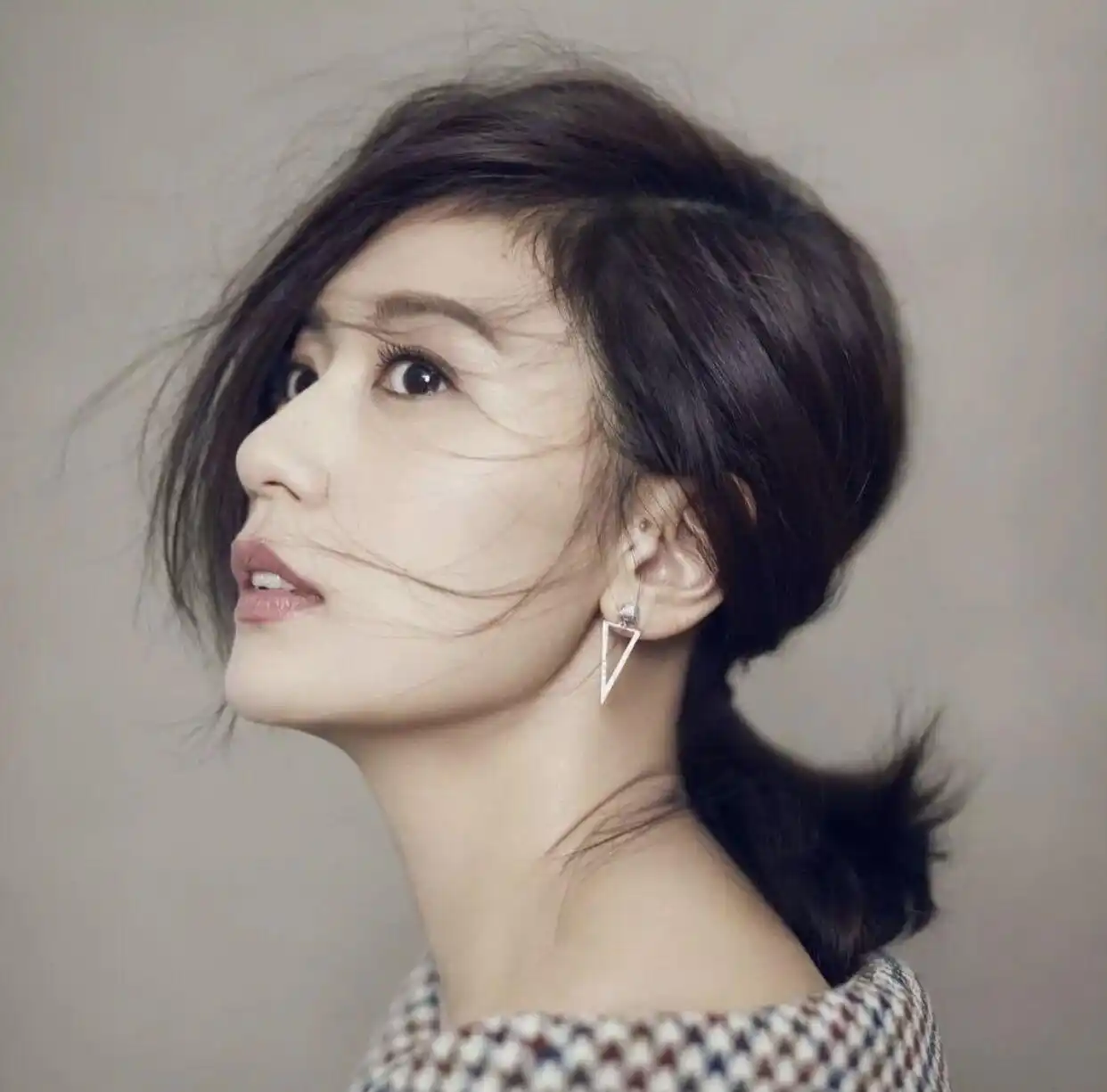 哪些曾经黑料很多的明星被洗白,_成功洗白明星故事_娱乐圈明星洗白案例