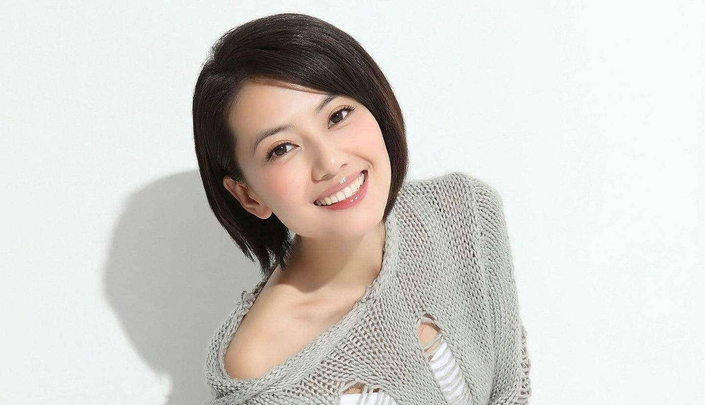 笑容温暖人心的女星_女明星的笑容_笑容治愈力强的女明星